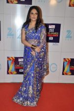 Gracy Singh at Zee Awards red carpet in Mumbai on 6th Jan 2013 (110).JPG